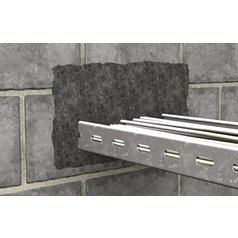 Ukázka použití grafitového protipožárního tmelu Fischer FiGM