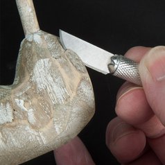Použití nože modelářského s vyměnitelnými čepelemi